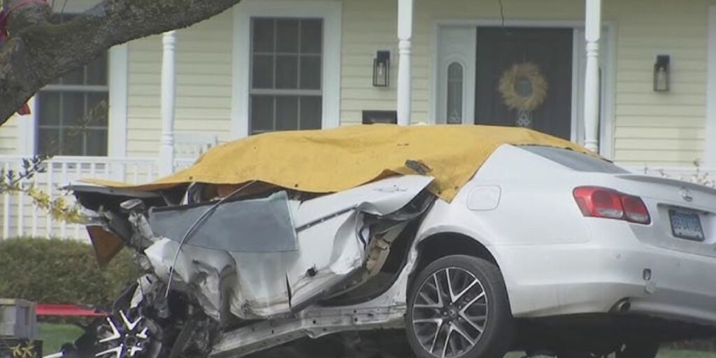 Fatal crash in Newington left 4 Dead; Speeding issues raised by locals (1)