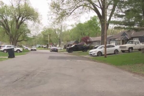Gunfire erupts after car break-ins in Kansas City’s neighborhood; Bullet hits tree outside teen’s bedroom