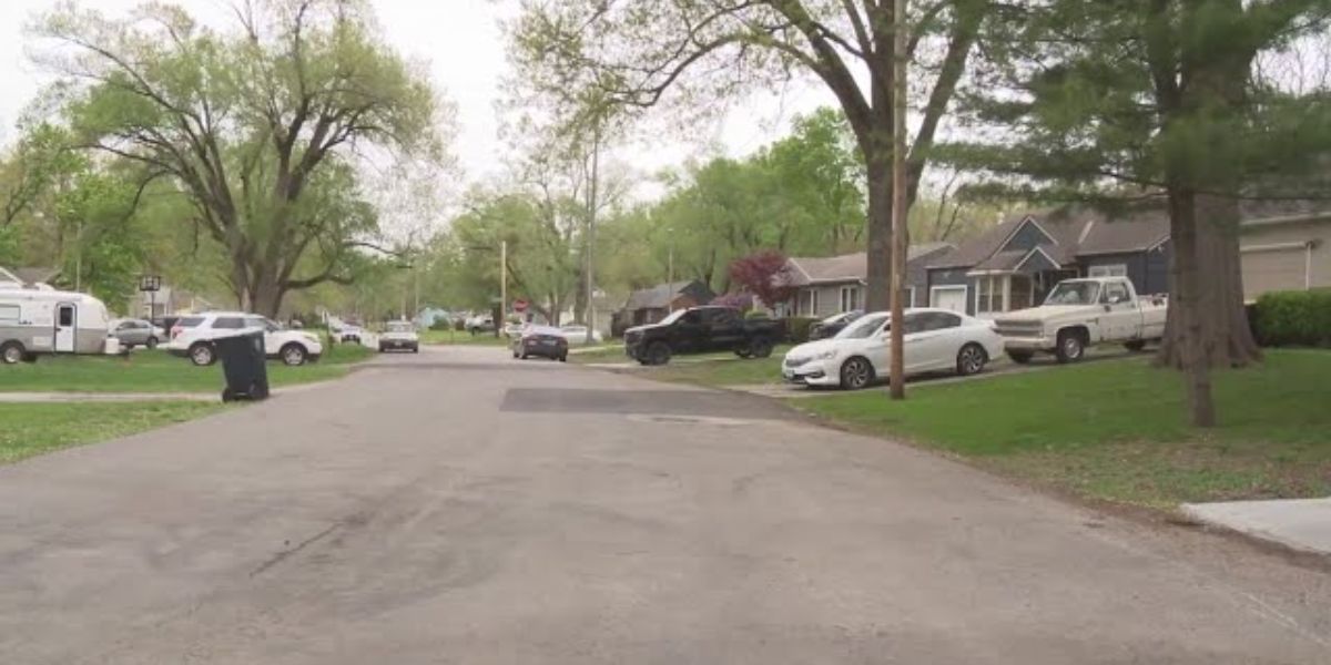 Gunfire erupts after car break-ins in Kansas City’s neighborhood; Bullet hits tree outside teen’s bedroom
