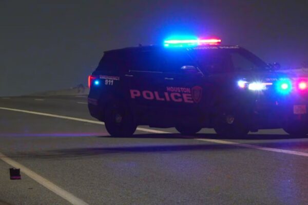 Hit-and-Run incident left Pedestrian dead in Southwest Houston, Police search for driver