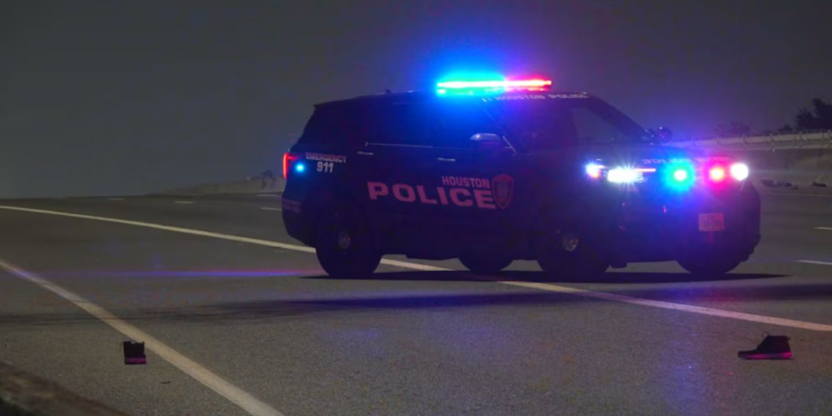 Hit-and-Run incident left Pedestrian dead in Southwest Houston, Police search for driver
