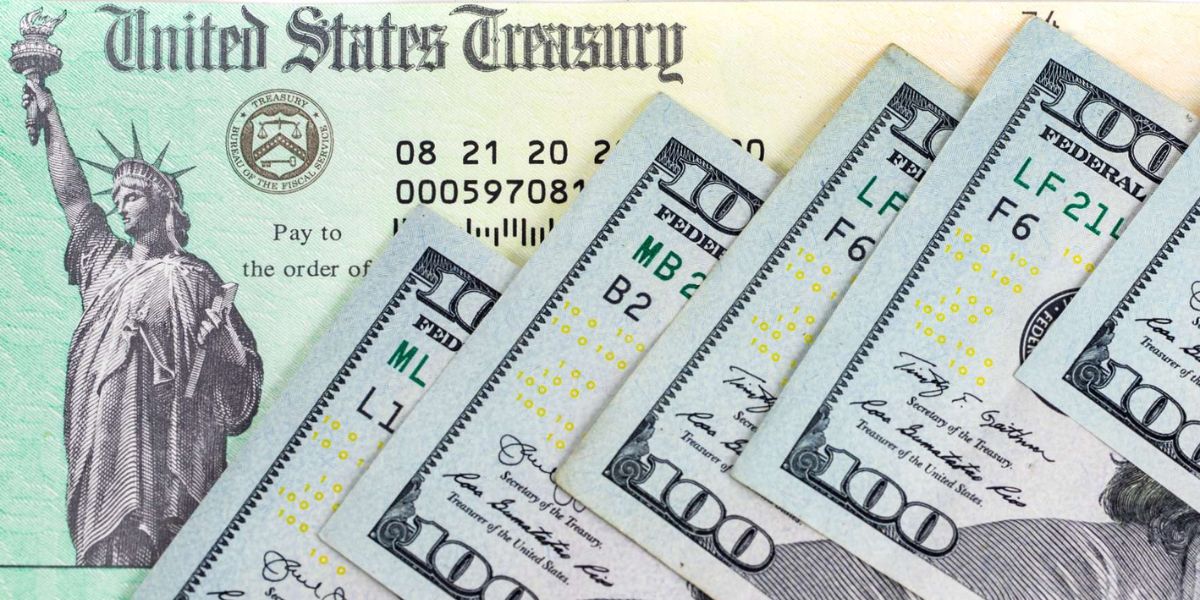 Illinois Renters Eligible for $2,950 Federal Relief — Here's How to Apply