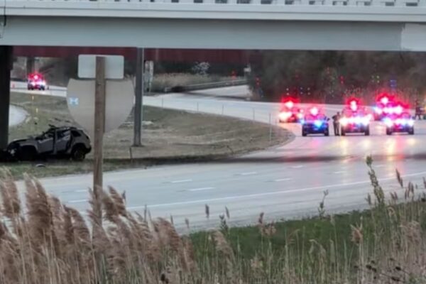 Jeep slammed into bridge on I-275 killing Driver on the spot in Wayne County