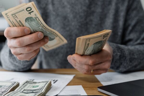 Refund Boost of $3,200 Coming for Retirees in Texas – Schedule Released