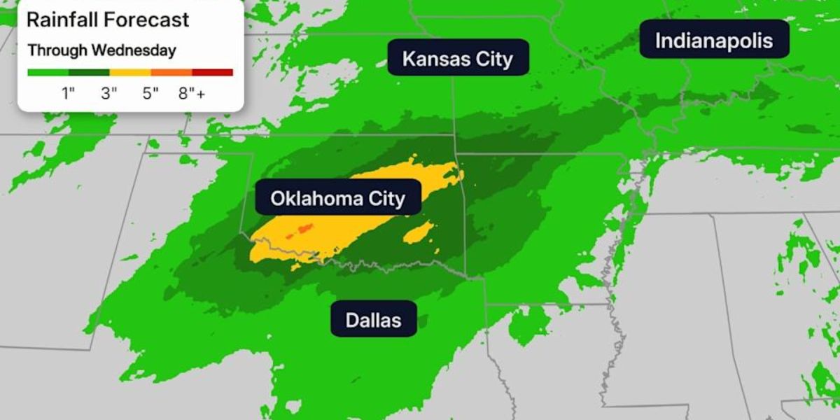 Severe weather, tornadoes, and flash flooding threaten Midwest and Southern Plains (1)