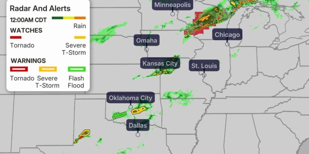 Severe weather, tornadoes, and flash flooding threaten Midwest and Southern Plains