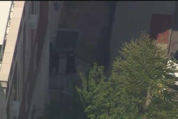 2 men break into wrong home twice in Staten Island while searching for woman, police say
