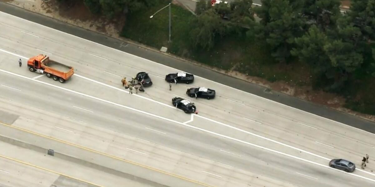 210 freeway shut down after suspect dies in fiery police chase crash in Los Angeles County