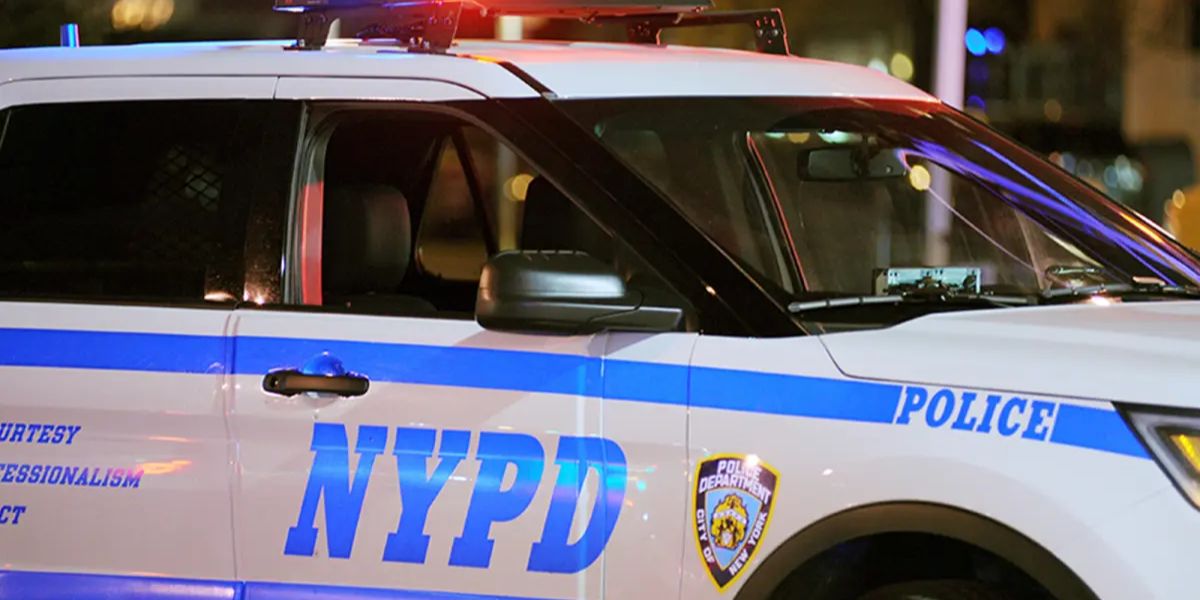 73-year-old woman punched in unprovoked attack on Manhattan subway train