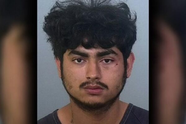 Bradenton officer injured after suspect drags him during traffic stop, crashes car