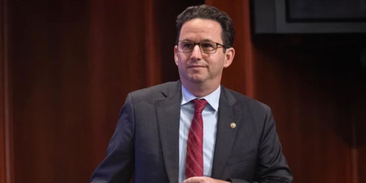 Brian Schatz Gains Momentum to Replace Dick Durbin as Senate’s No. 2 Democrat