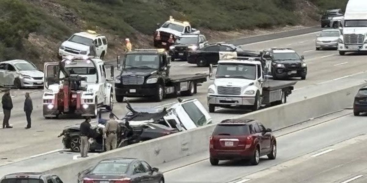 Car pile-up in San Diego left 1 dead and several injured; freeway shut down for hours after crash