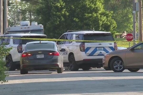 Deadly standoff in North St. Louis left armed suspect and 3 homicide victims dead Deadly standoff in North St. Louis left armed suspect and 3 homicide victims dead