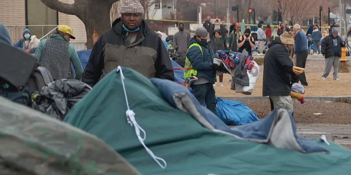 Democrats and Republicans Unite on Youth Homelessness Bill Amid Growing Crisis