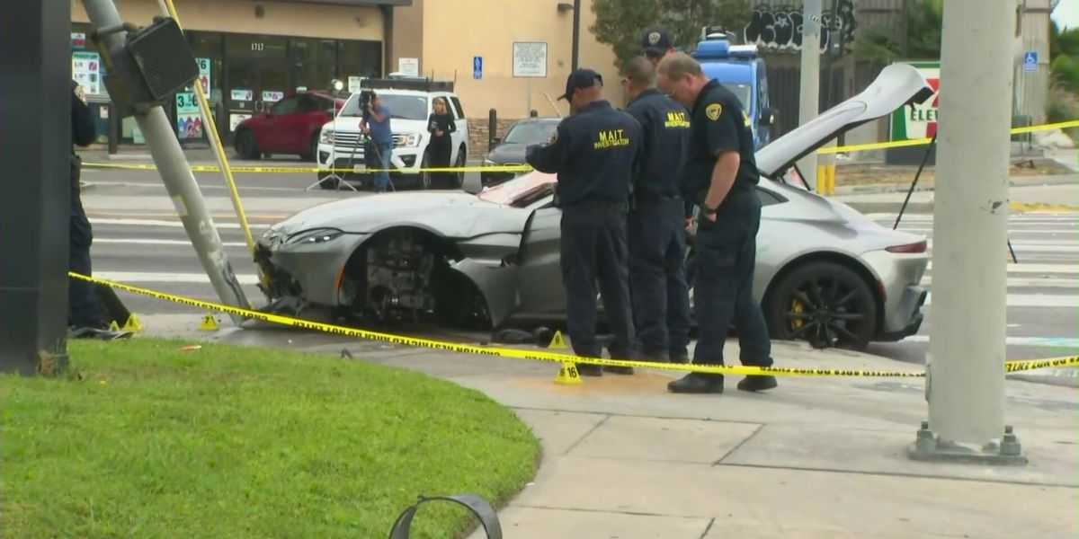 Driver dies after crashing sports car during police chase in Boyle Heights