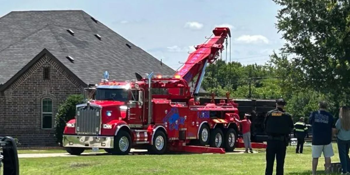 Dump truck crashes into home after tire blowout triggers collision in Tarrant County