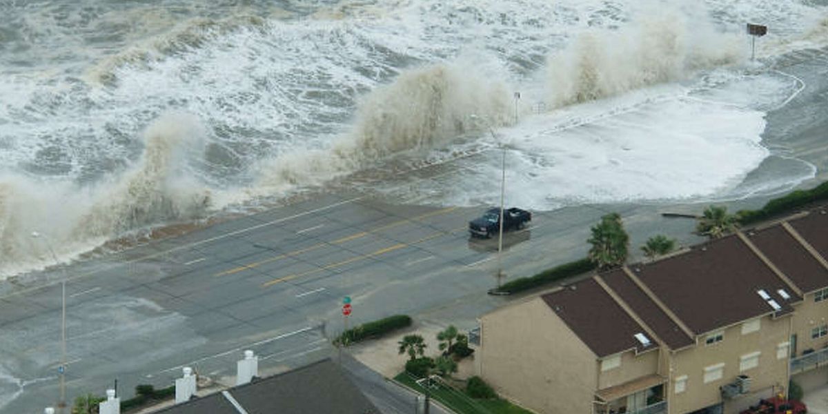 Evacuation Warnings Coming Sooner for Residents in Hurricane-Prone Texas City