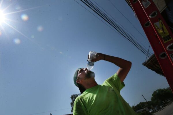 Extreme Heat Grips Texas and Southeast, Bringing August-Like Temperatures in May