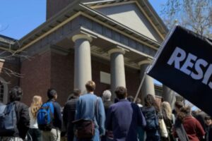 Harvard Visa Applicants Face Social Media Screening by Federal Agencies