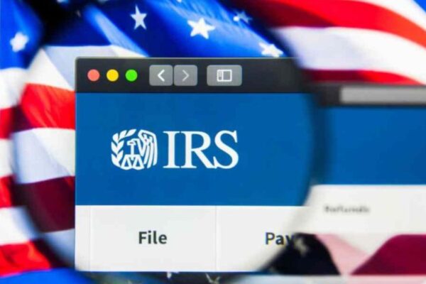 How to Submit a Final Tax Return for Someone Who Has Passed Away