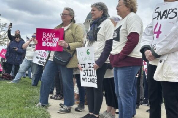 Iowa Introduces Law Asking Women About Their Abortion Decisions