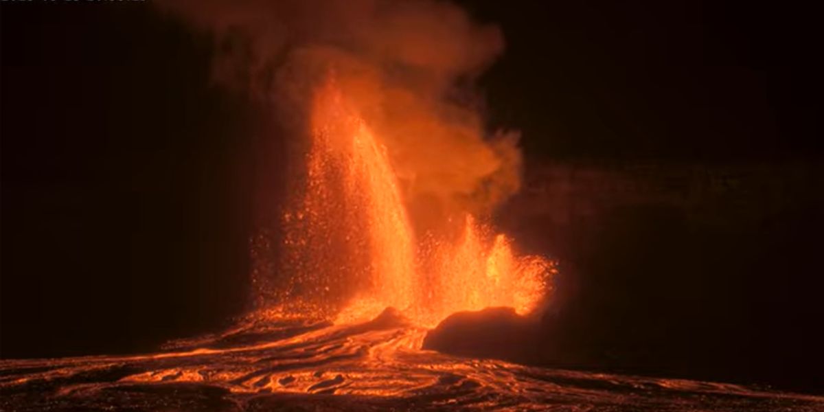 Kilauea Volcano Erupts in Hawaii, Spews 1,000-Foot Lava Fountain