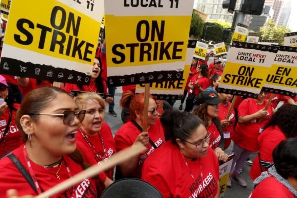 L.A. Council Passes Measure to Raise Minimum Pay for Hotel, Airport Employees