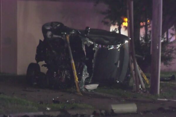 Man dies in crash, suspect takes own life after high-speed police chase in Houston