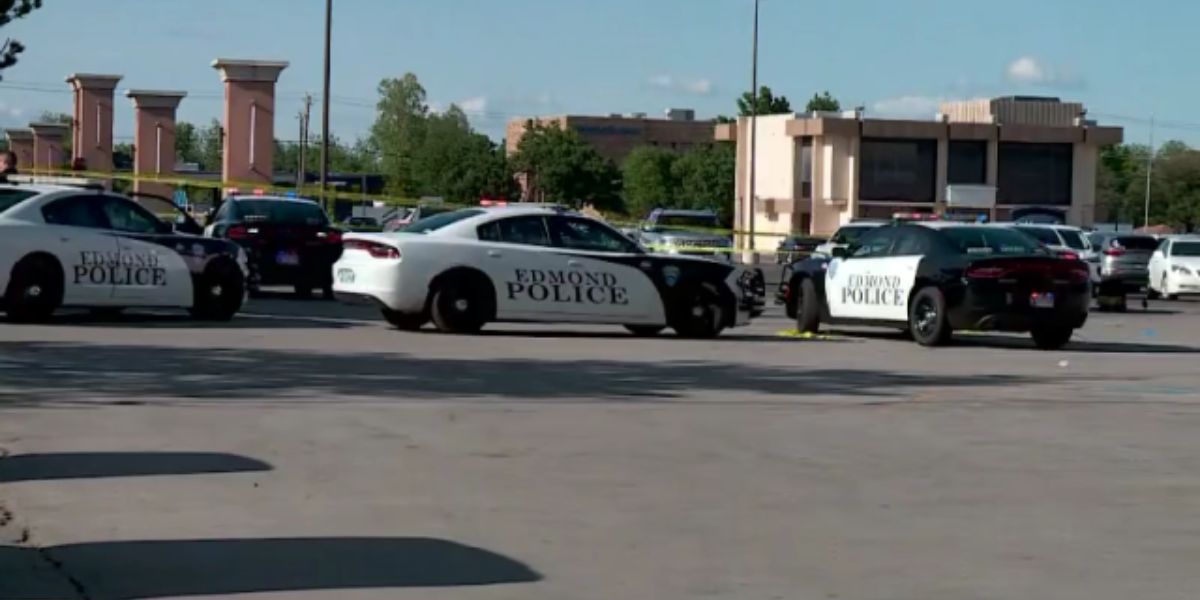 Man tased and arrested after he pepper-sprayed and stabbed officer at traffic stop in Edmond