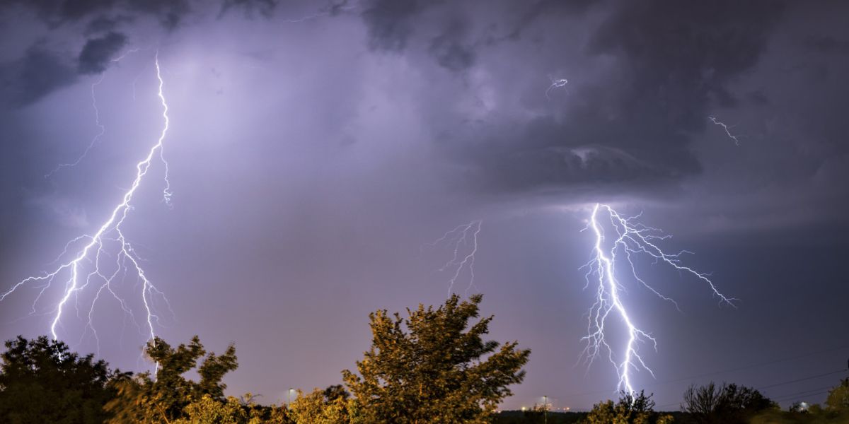 More than 1 million under watch as Omega block triggers dangerous storms in Texas, Oklahoma