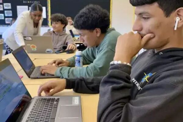 New Georgia Budget Includes $2,500 Pay Raise for Certified Teachers