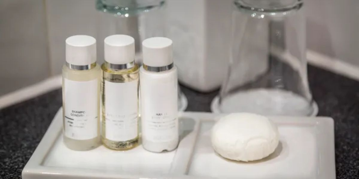 New Law Bans Single-Use Toiletries in Illinois Hotels Starting July 1