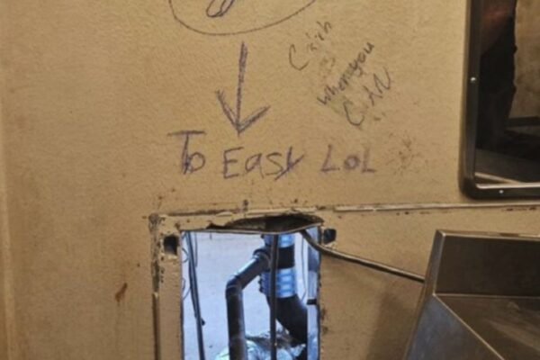 New Orleans Jail Escape 10 Inmates Flee Through Wall While Guard Was Out