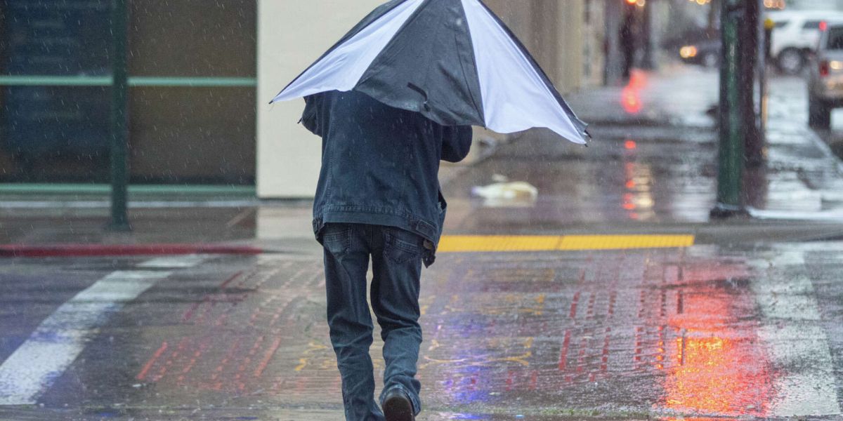 New York to Boston could see rain, thunderstorms for another wet weekend; Residents brace for low temps (1)