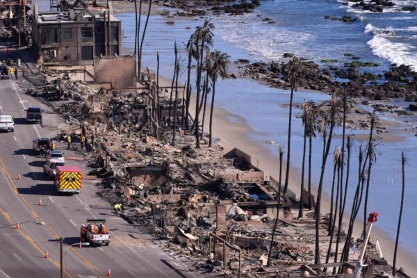 Pacific Coast Highway Traffic Resumes as Fire Crews Contain Palisades Blaze