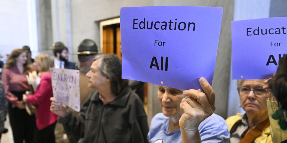 Senate Panel Moves Forward with Bill Ending In-State Tuition for Undocumented Students