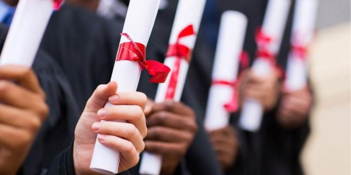 Top 8 College Degrees That Offer the Best Return on Investment