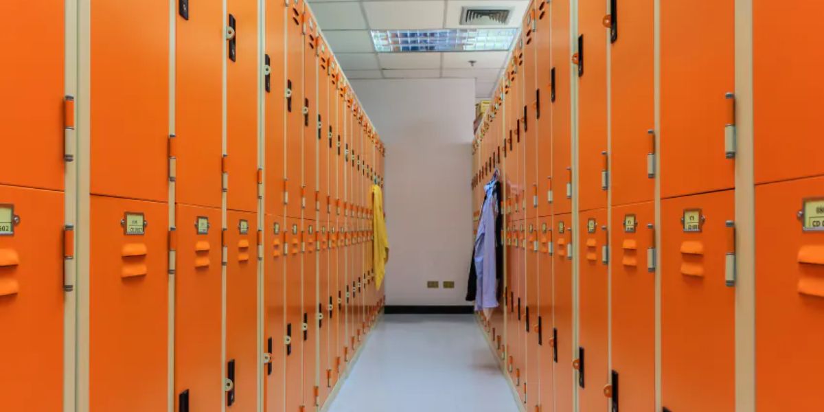 Virginia parents slam school board for investigating teens over trans locker room concerns