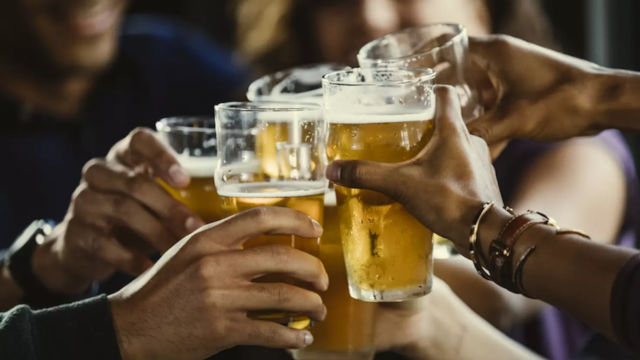 What’s the Most Popular Beer in Virginia? Here’s What Everyone’s Drinking