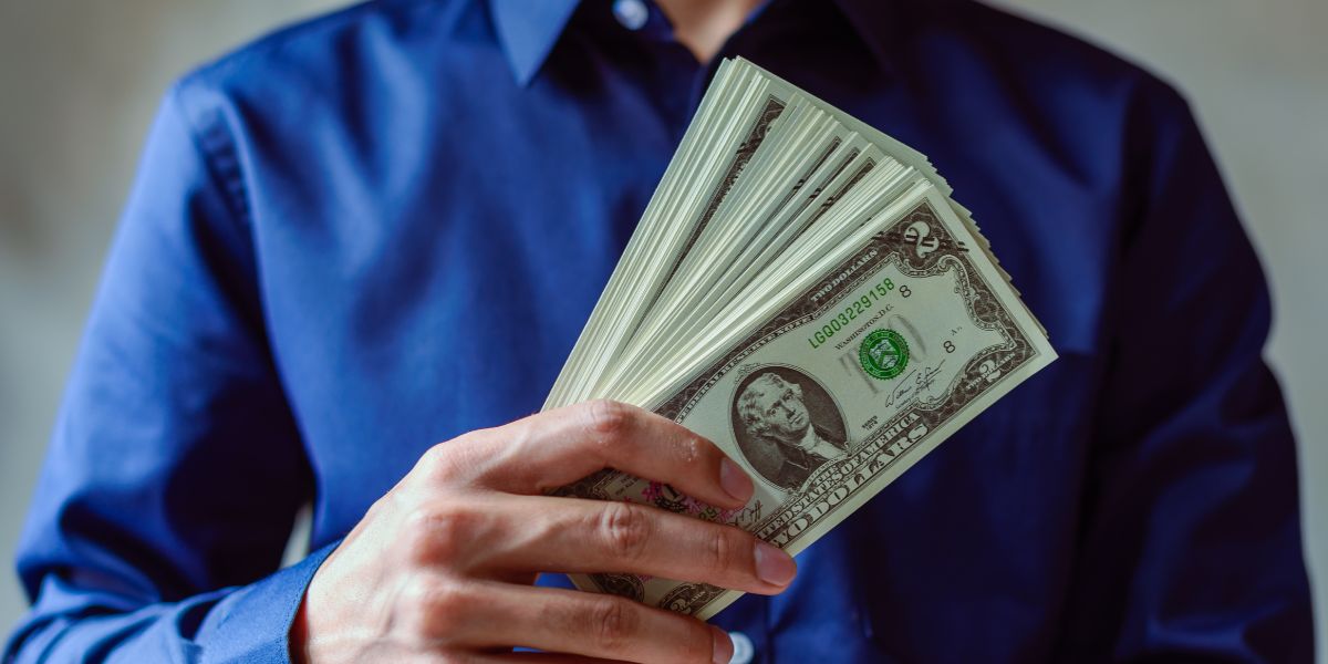 Workers to See Pay Boost – Check Your Start Date and Claim Up to $10,000