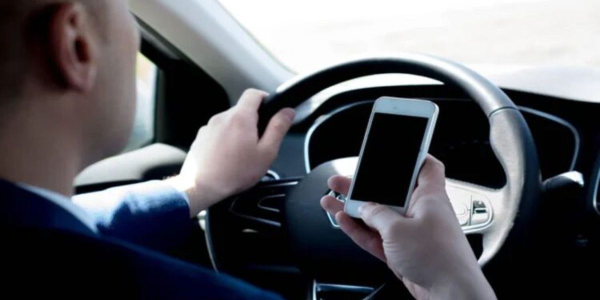 California Implements 100% Cell Phone Ban in Vehicles — Including for Directions