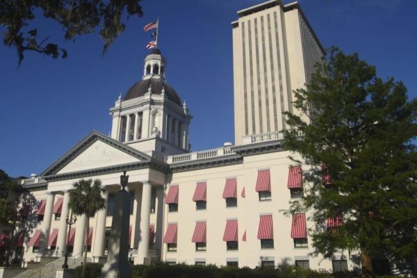 Florida Lawmakers Approve Charter School Expansion on Final Day of Session