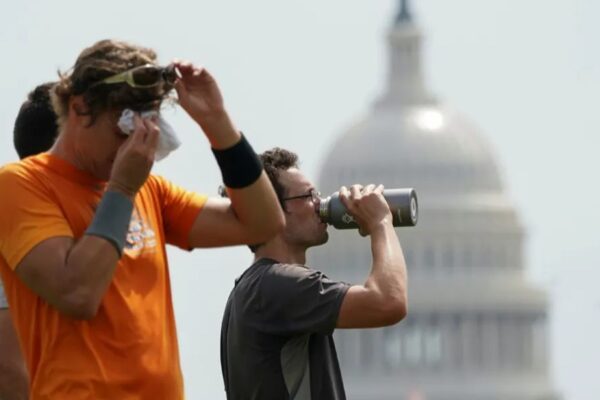 Heat Alerts Activated in D.C. as Dangerous Temps Hit Region Heat Alerts Activated in D.C. as Dangerous Temps Hit Region