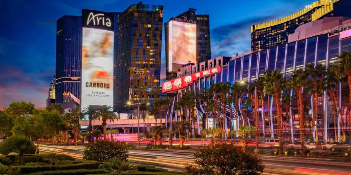 Las Vegas Hotel Criticized After Guest Charged Heavily for Bottle of Water
