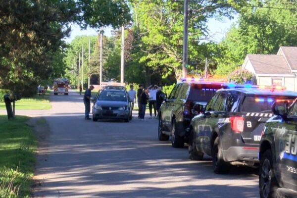 Minibikes rear-end vehicle in Orlando, 1 hurt and 21-year-old dead - FHP (1)
