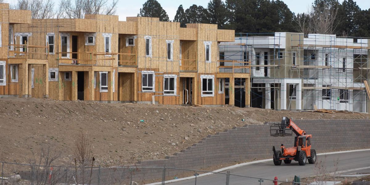 Nevada draws Californians with 42% cheaper homes, 24% lower rent, and no state tax