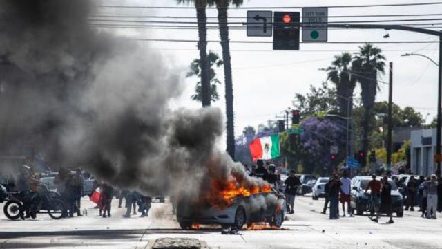 Newsom Sips Wine at Napa Event as Anti-ICE Demonstrations Erupt in LA
