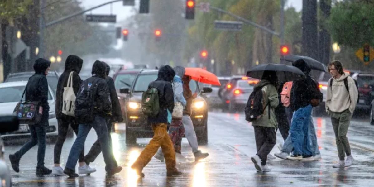 Storm Weakens Near Carolinas, Southeast Urged to Prepare for Flash Floods