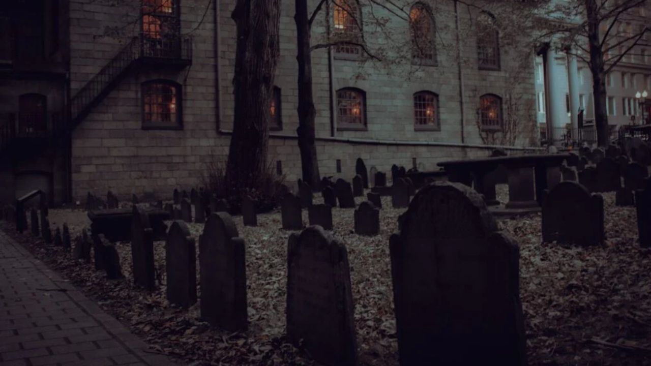 10 Creepy and Haunted Places to Explore Across New Hampshire
