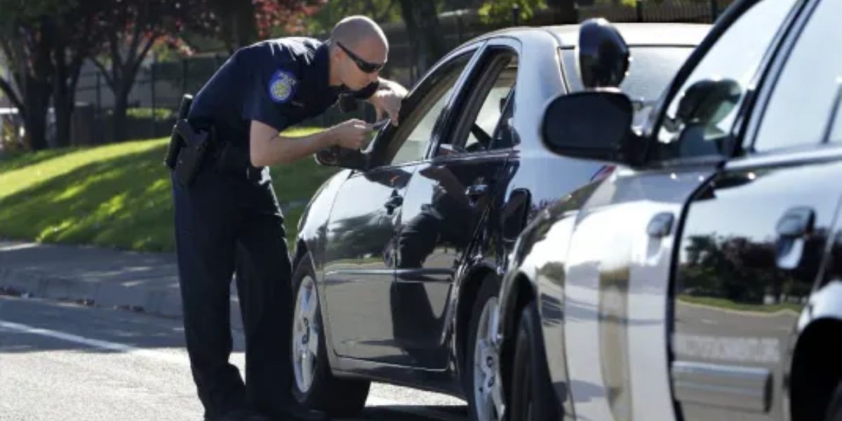 Can Oregon Police Search Your Phone During a Traffic Stop? Know Your Rights